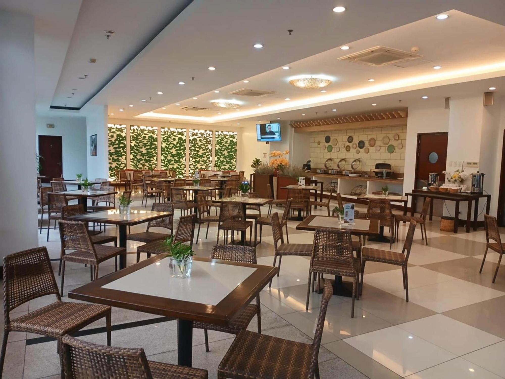 Dohera Hotel Cebu Екстериор снимка